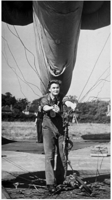 This image has an empty alt attribute; its file name is image021.png