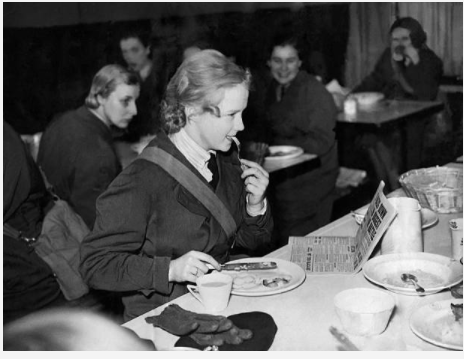 This image has an empty alt attribute; its file name is image049.png